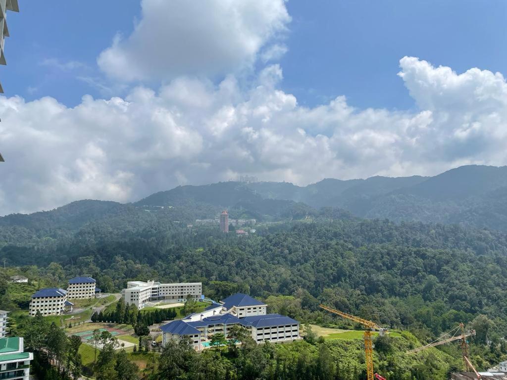 Windmill Upon Hills Osk Genting By Aurorahomes Genting Highlands Exterior photo